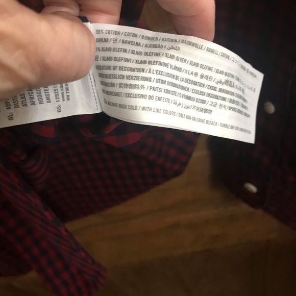 Abercrombie & Fitch XL Blue and Red Checked Shirt - Picture 5 of 6
